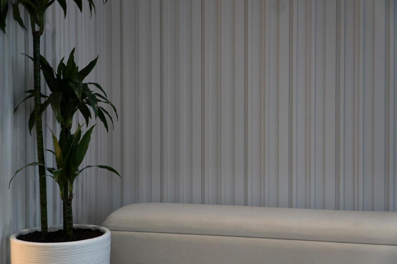 Center Hotel Σαράντα Εξωτερικό φωτογραφία