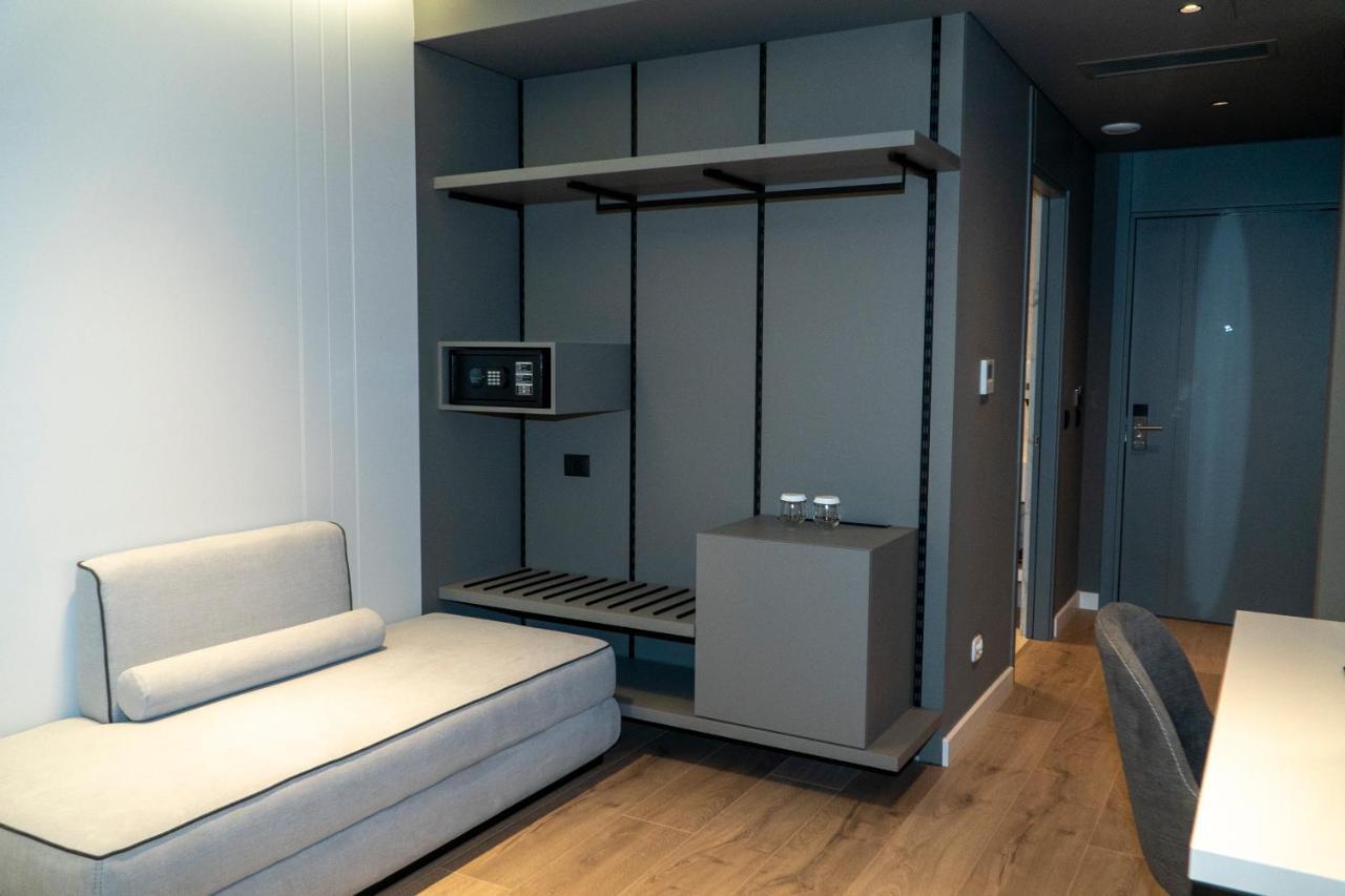 Center Hotel Σαράντα Εξωτερικό φωτογραφία
