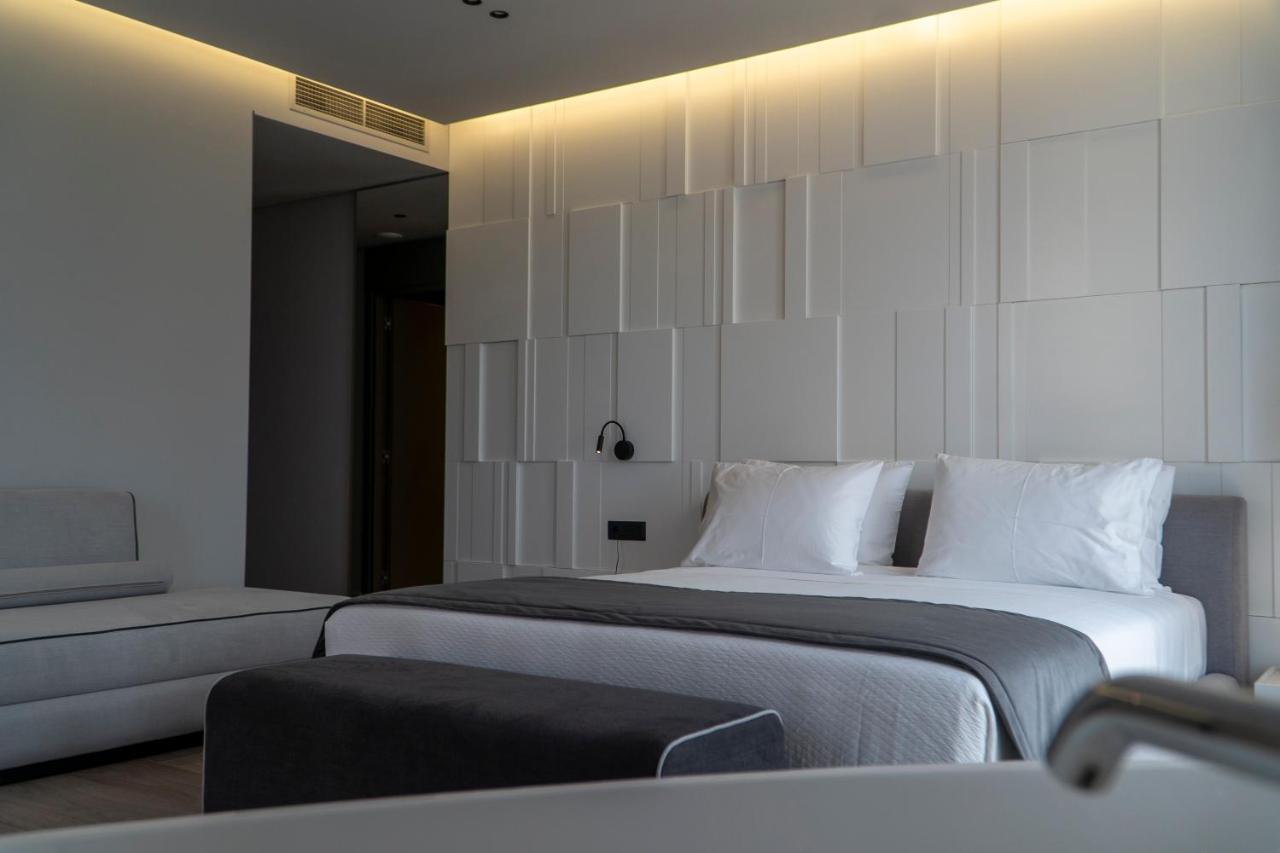 Center Hotel Σαράντα Εξωτερικό φωτογραφία