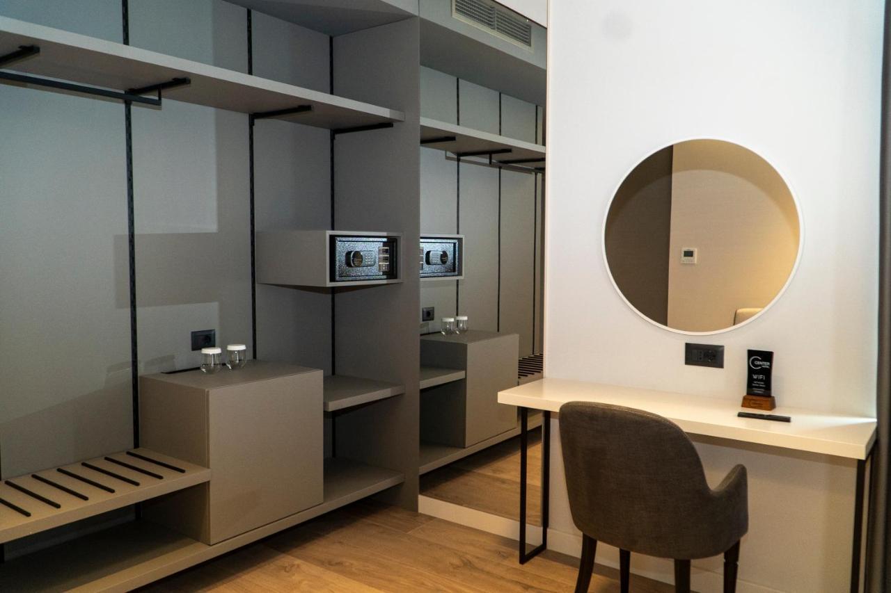 Center Hotel Σαράντα Εξωτερικό φωτογραφία
