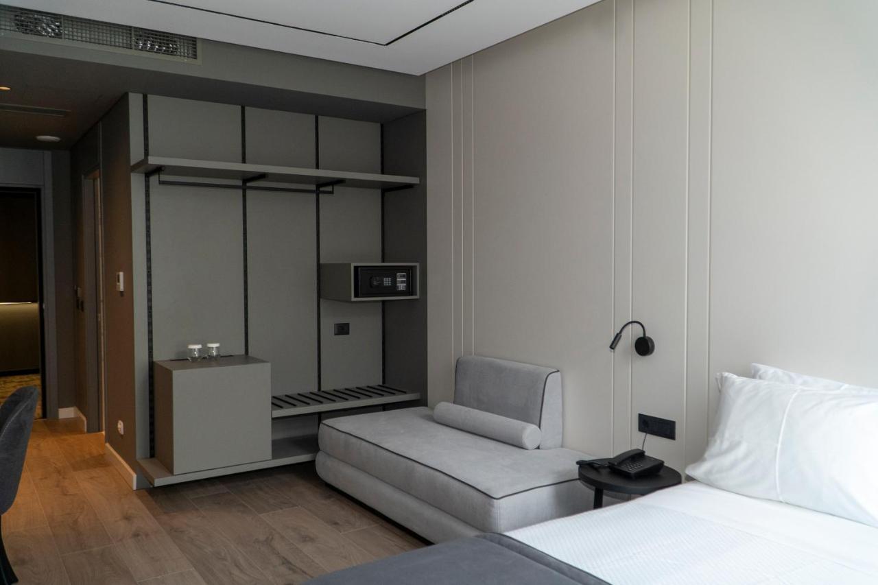 Center Hotel Σαράντα Εξωτερικό φωτογραφία