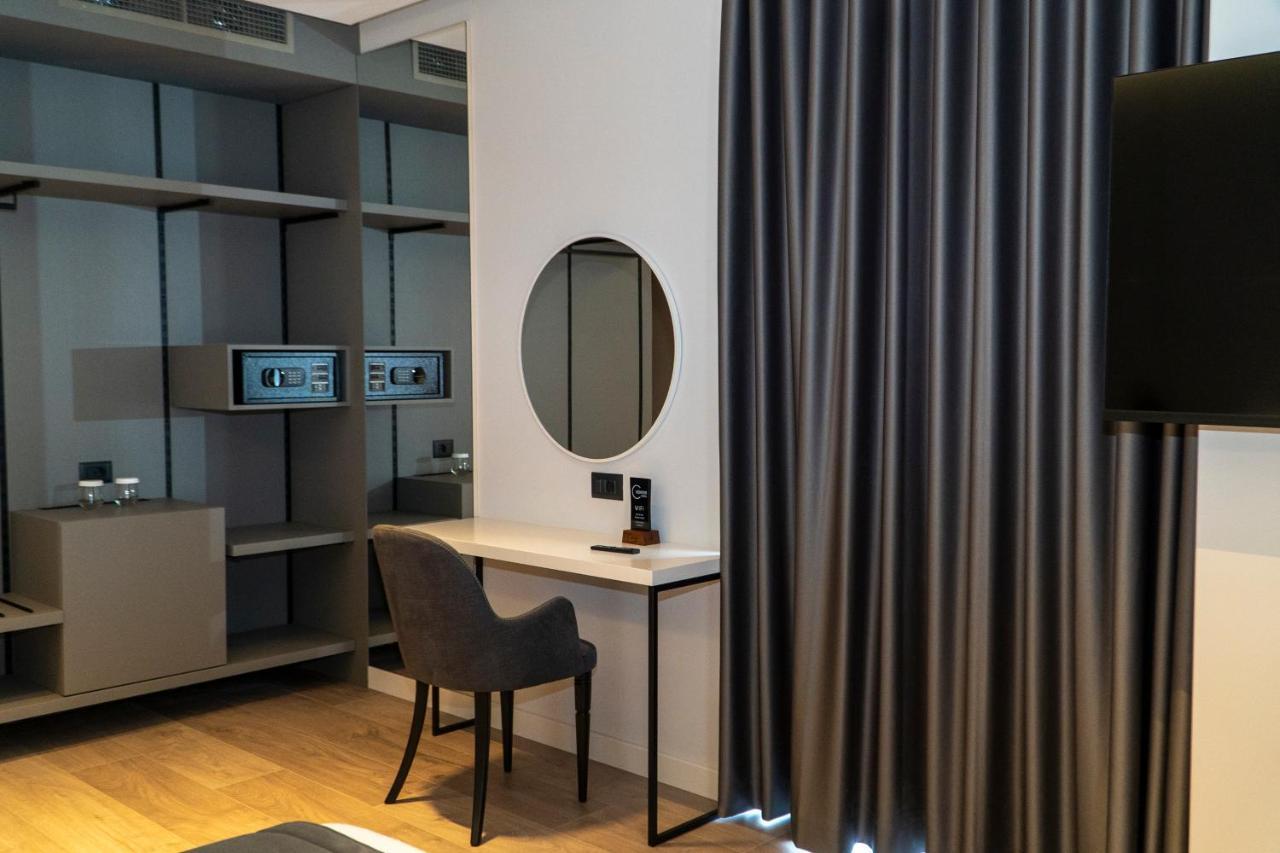 Center Hotel Σαράντα Εξωτερικό φωτογραφία